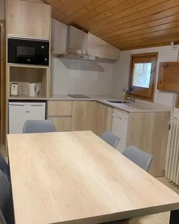 La Cabanya 2*